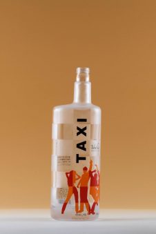 Dinxin Glass Showroom Photos